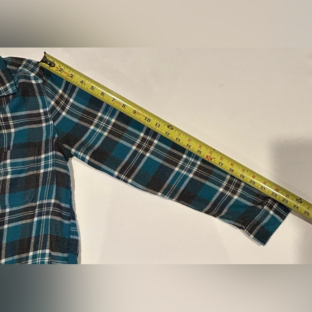 American Eagle Ahh-Mazingly Soft Boyfriend Fit Plaid Flannel Shirt Women’s Small - Picture 9 of 9